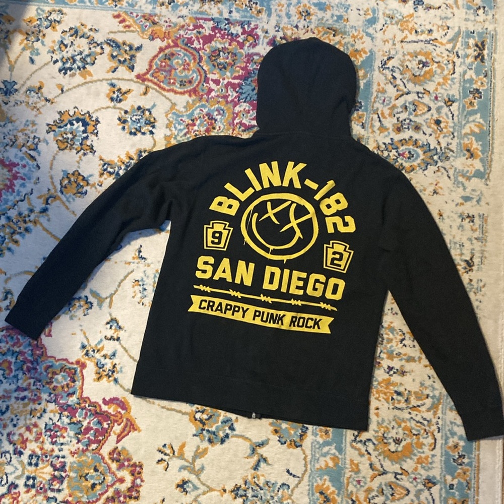 Blink 182 crappy punk rock zip up hoodie size medium San Diego